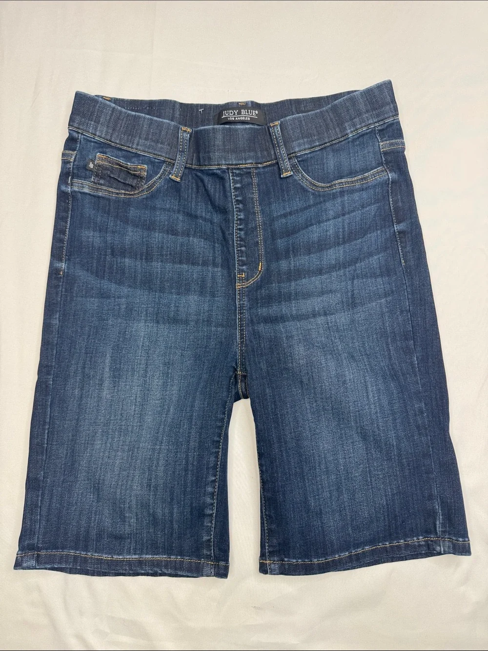 Judy Blue Dark Indigo Women's Denim Bermuda Shorts size large L pull on stretch - Picture 1 of 8